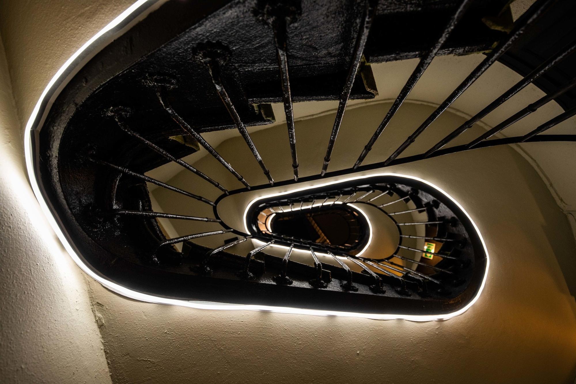 Hotel Lanjuinais Ренн Экстерьер фото